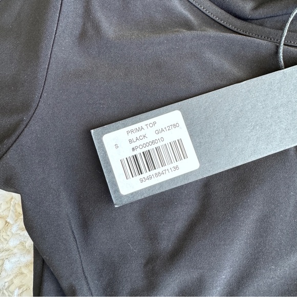 I Am Gia Prima Top - Black - Picture 4 of 4